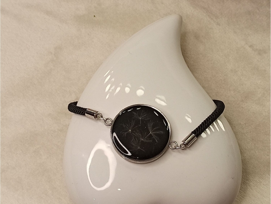 Bransoletka z żywicy okrągła z dmuchawcami